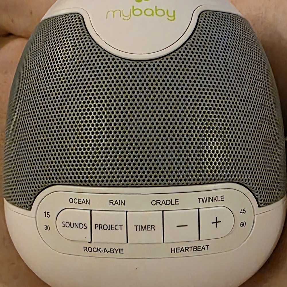 White Noise Portable Speaker